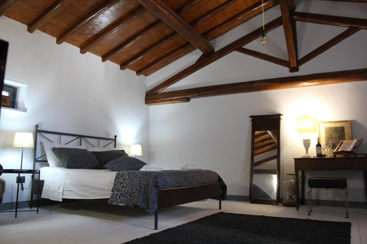 Palazzo Geremia - Le Dimore Dell'Antiquario Apartment Acireale Luaran gambar