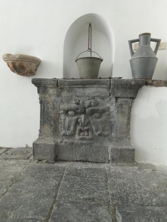 Palazzo Geremia - Le Dimore Dell'Antiquario Apartment Acireale Luaran gambar